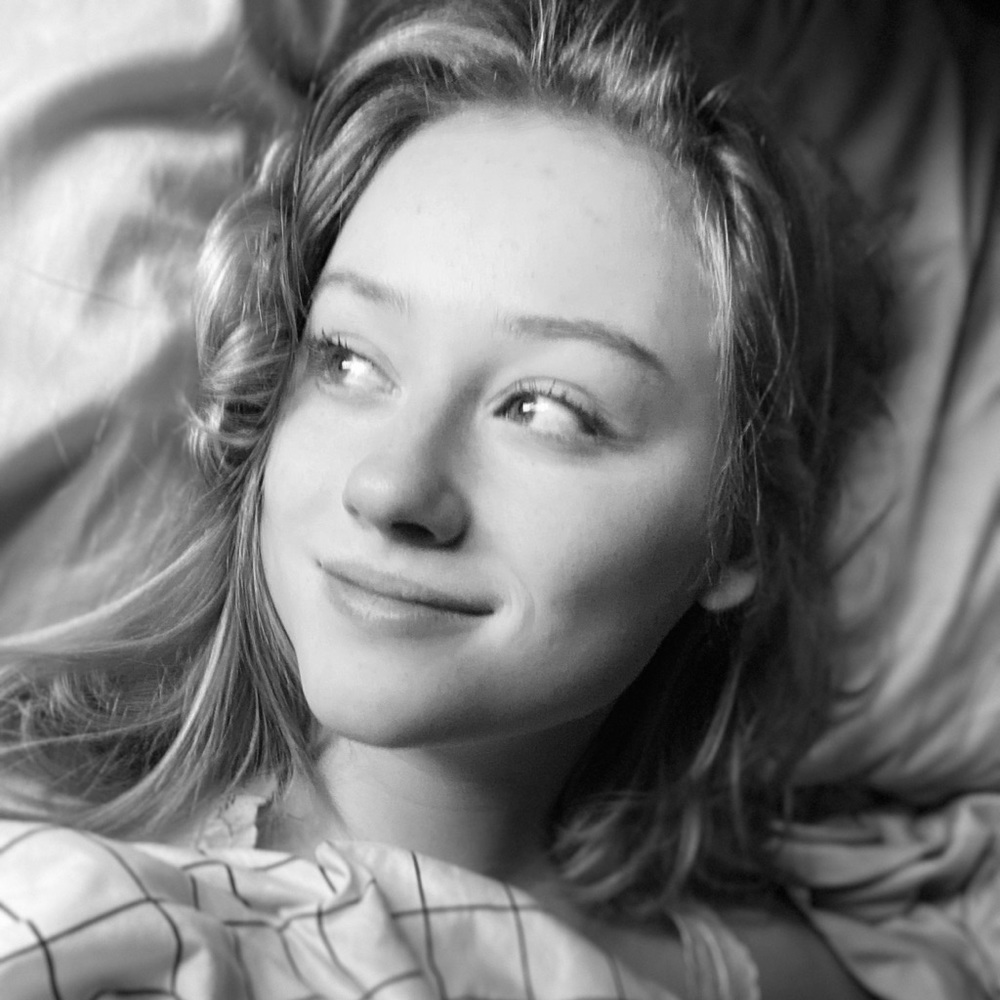 Meet your Posher, Olivia